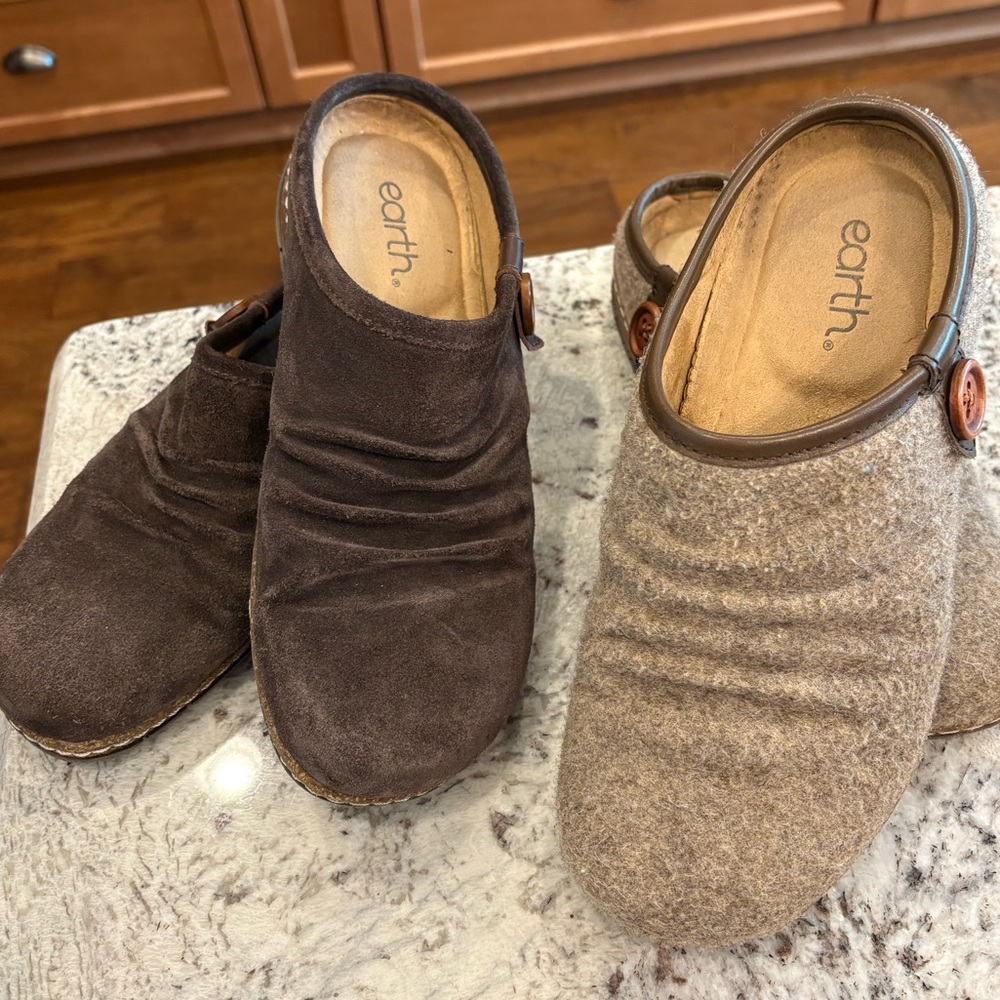 2 Pairs Earth Shoes size 8 Very Good Condition - Picture 2 of 13